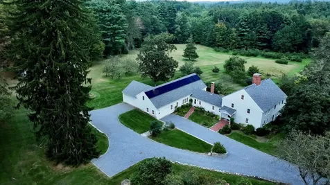 37 Scrabble Road Brentwood NH 03833