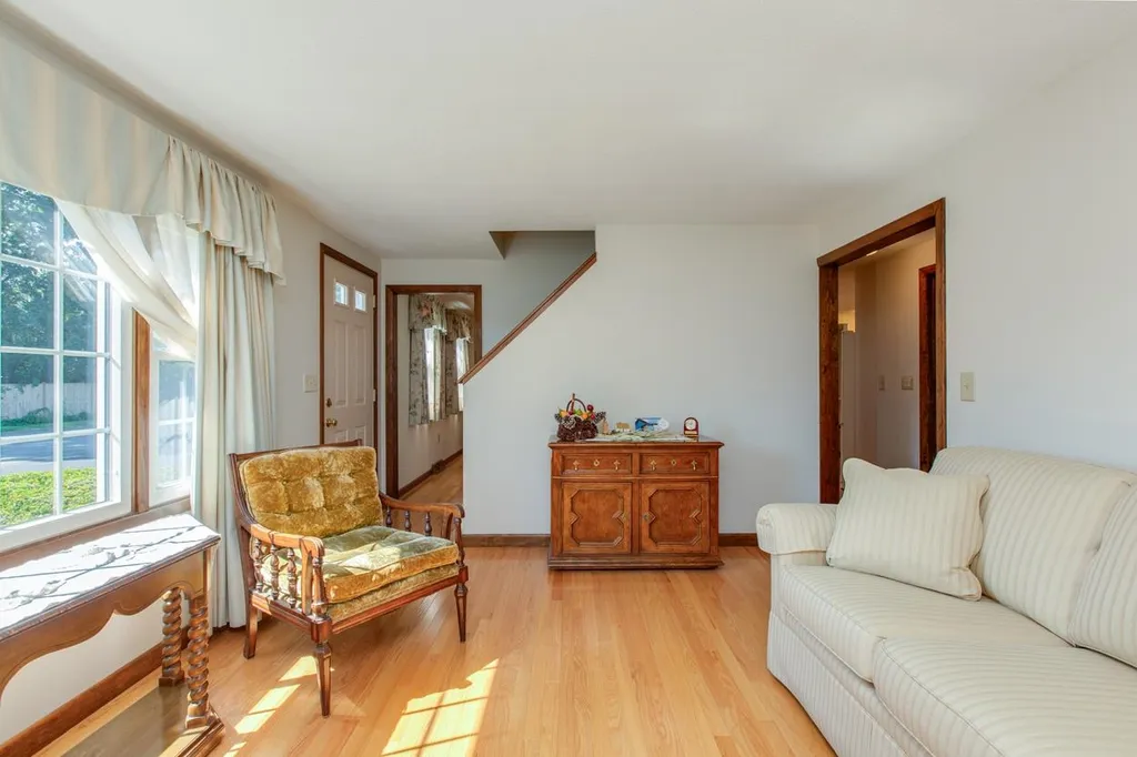 28 Bulova Drive Nashua NH 03060