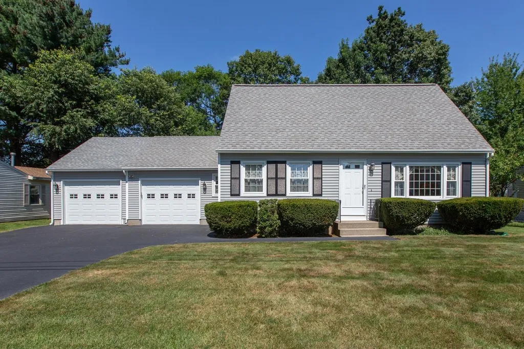 28 Bulova Drive Nashua NH 03060