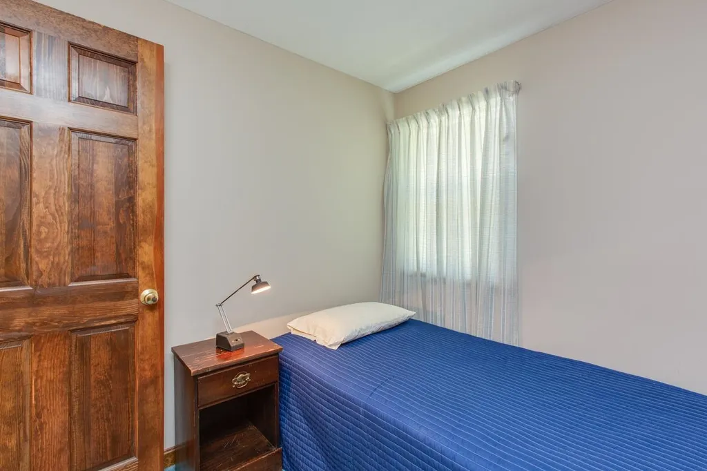 28 Bulova Drive Nashua NH 03060