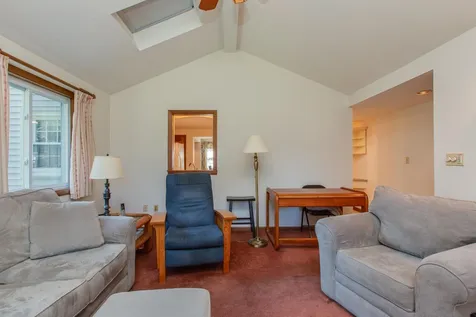 28 Bulova Drive Nashua NH 03060