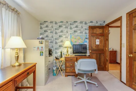 28 Bulova Drive Nashua NH 03060