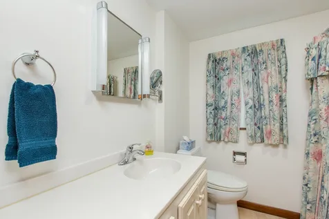 28 Bulova Drive Nashua NH 03060