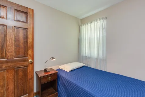 28 Bulova Drive Nashua NH 03060