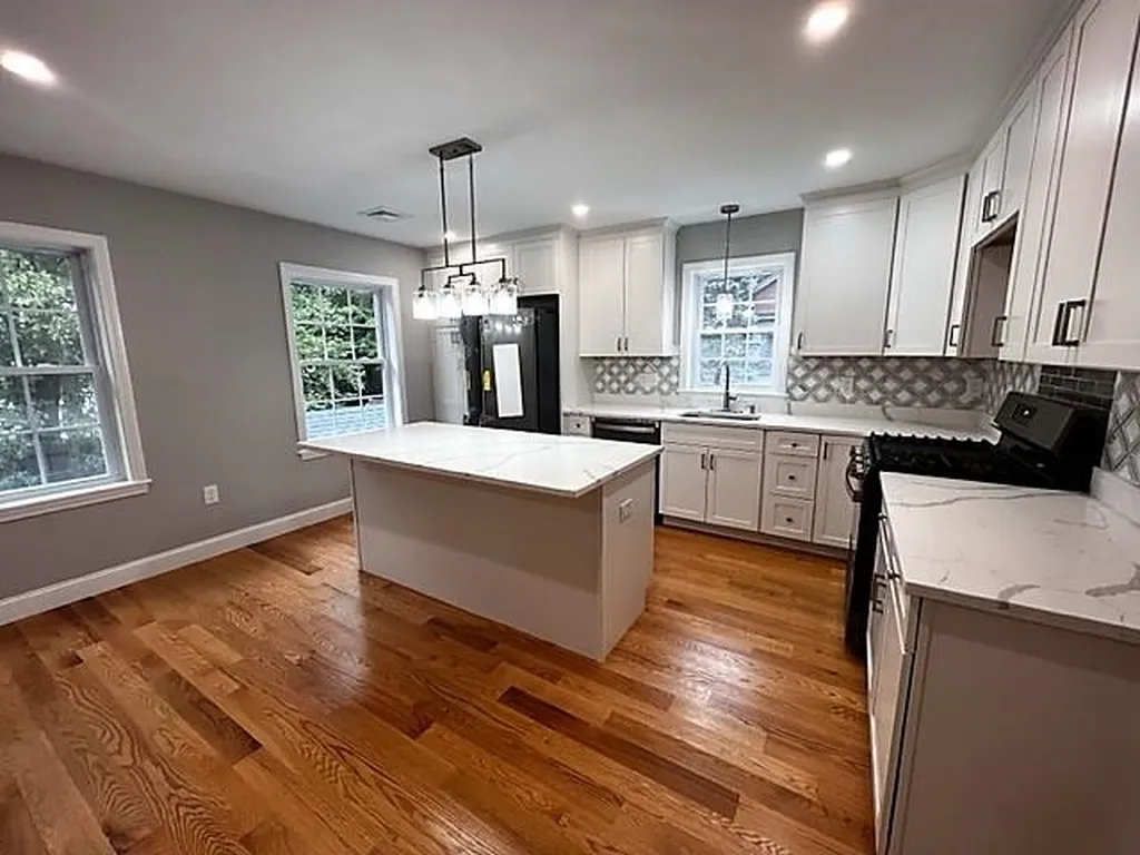 4 Dutton Lane Merrimack NH 03054