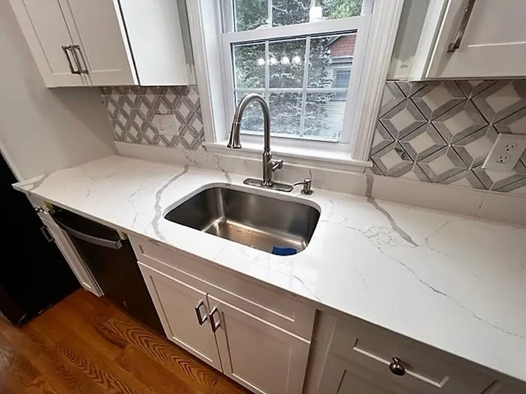 4 Dutton Lane Merrimack NH 03054