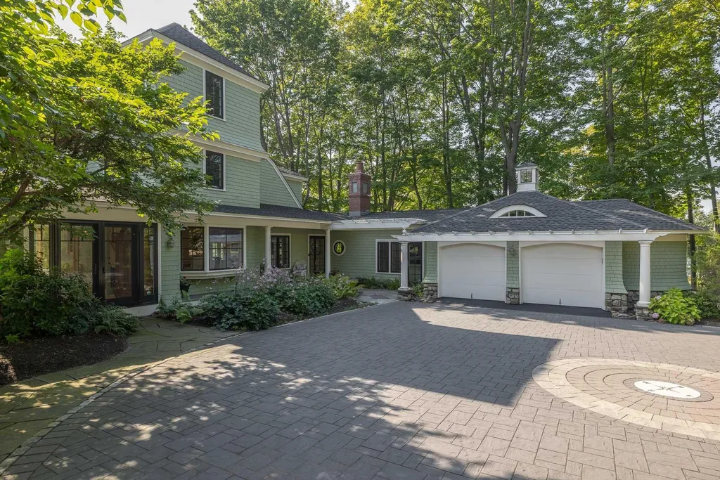 183 Portsmouth Avenue New Castle NH 03854