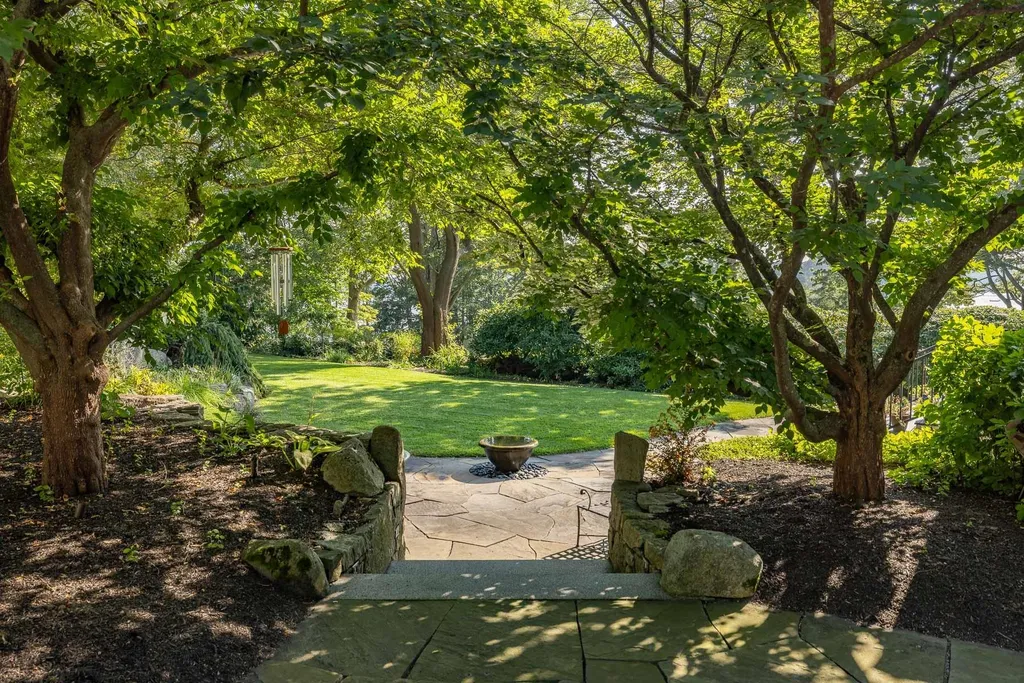 183 Portsmouth Avenue New Castle NH 03854