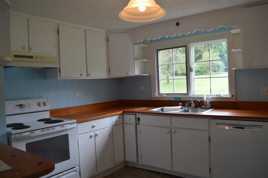 386 Haines Hill Road Wolfeboro NH 03894