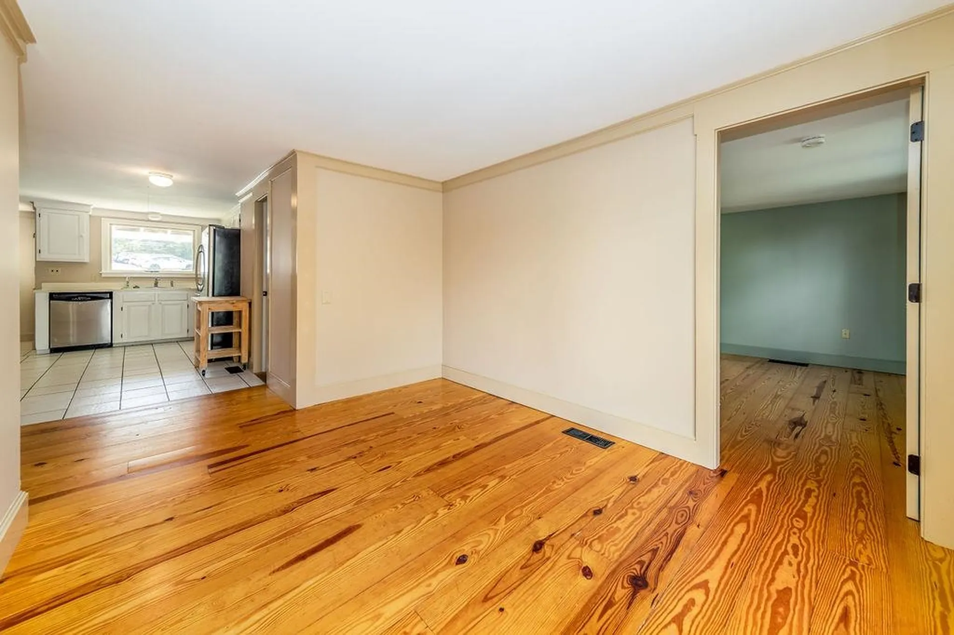 8 Marsten Lane Enfield NH 03748