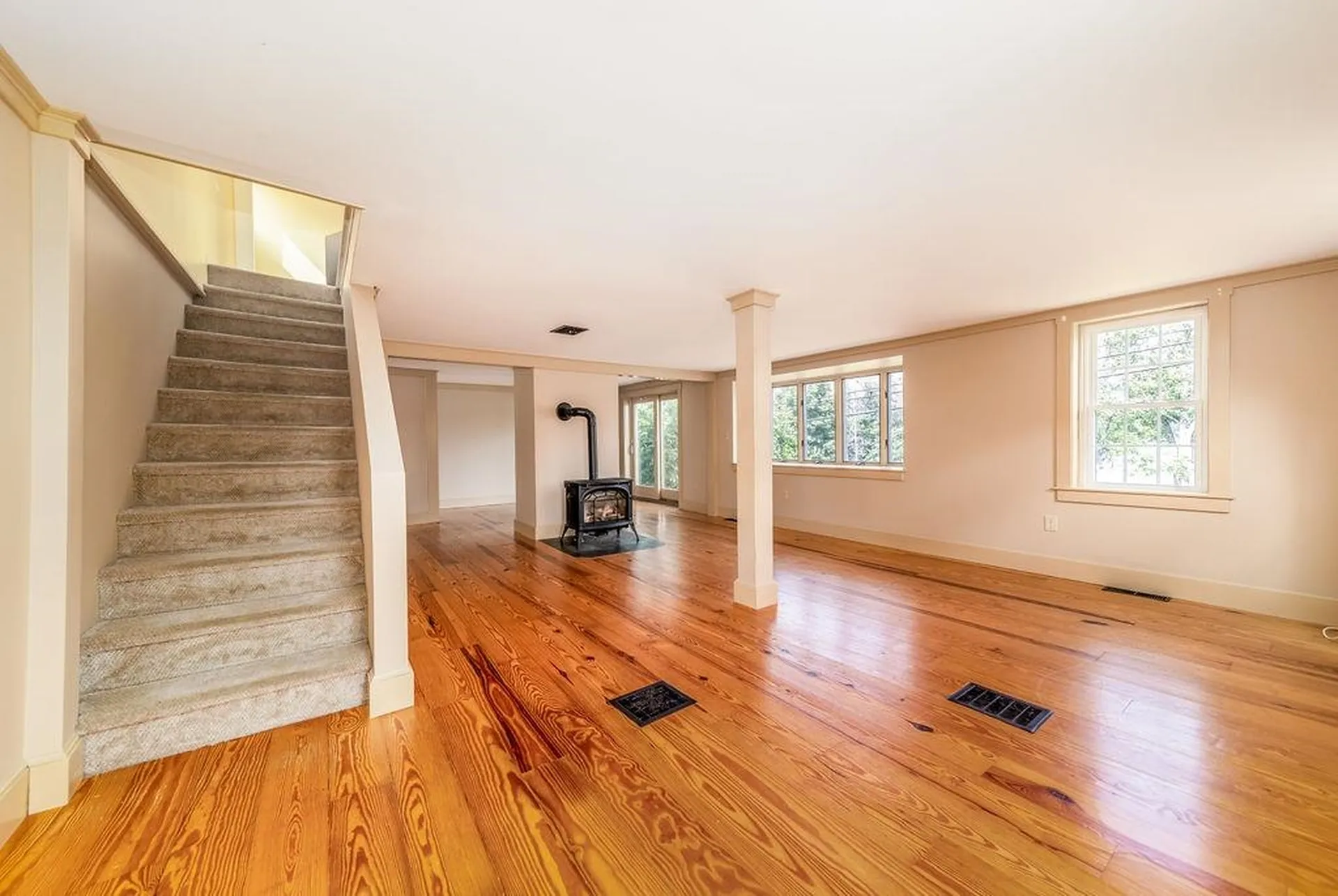 8 Marsten Lane Enfield NH 03748