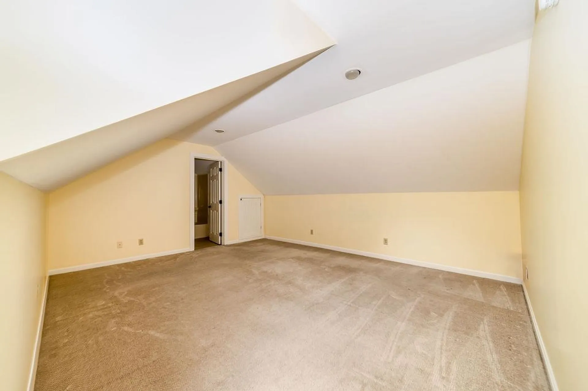 8 Marsten Lane Enfield NH 03748