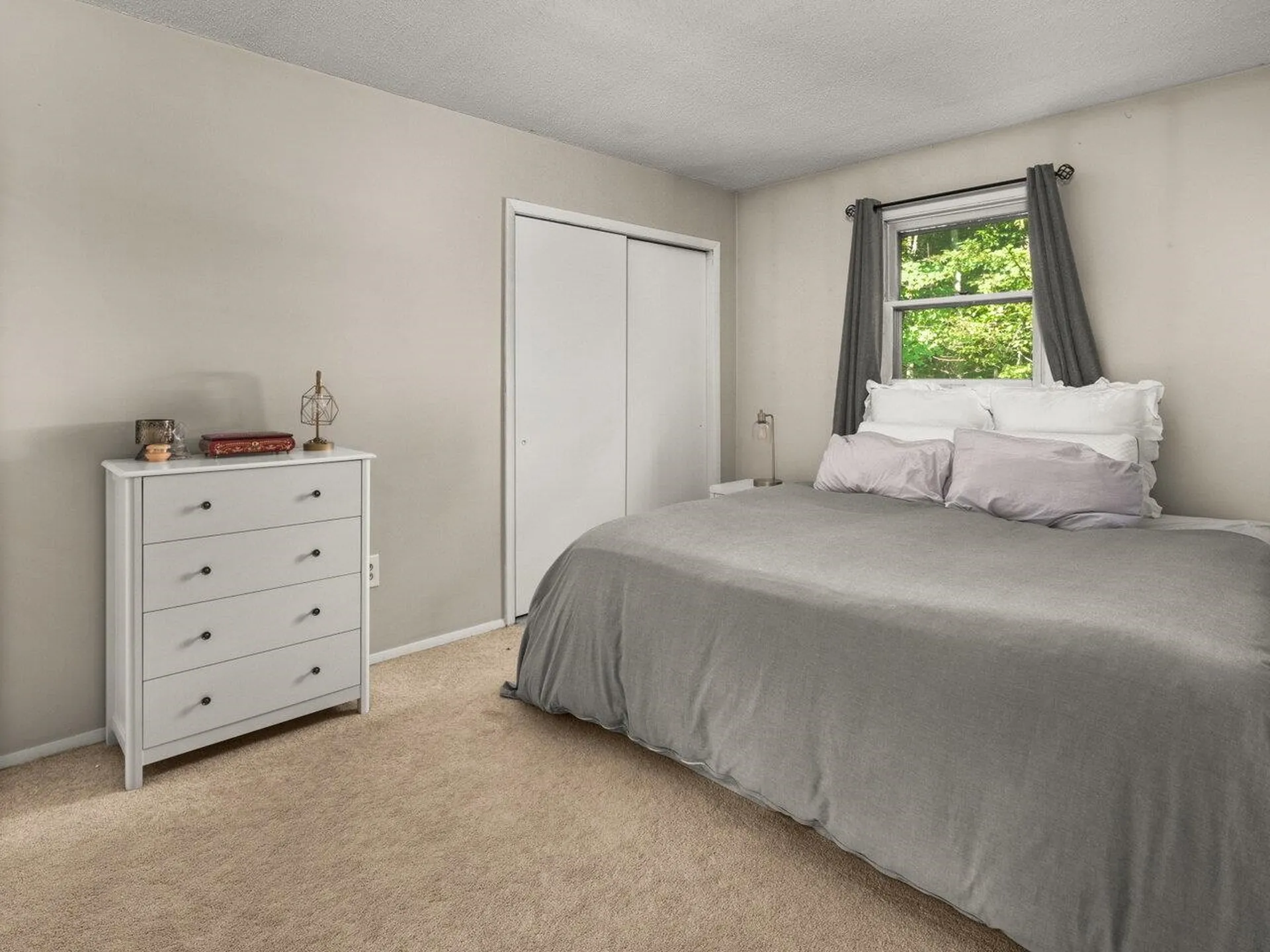 86 Pinecrest Drive Essex VT 05452