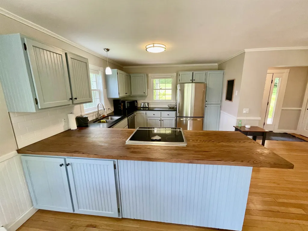 470 Harris Hill Road Fayston VT 05673