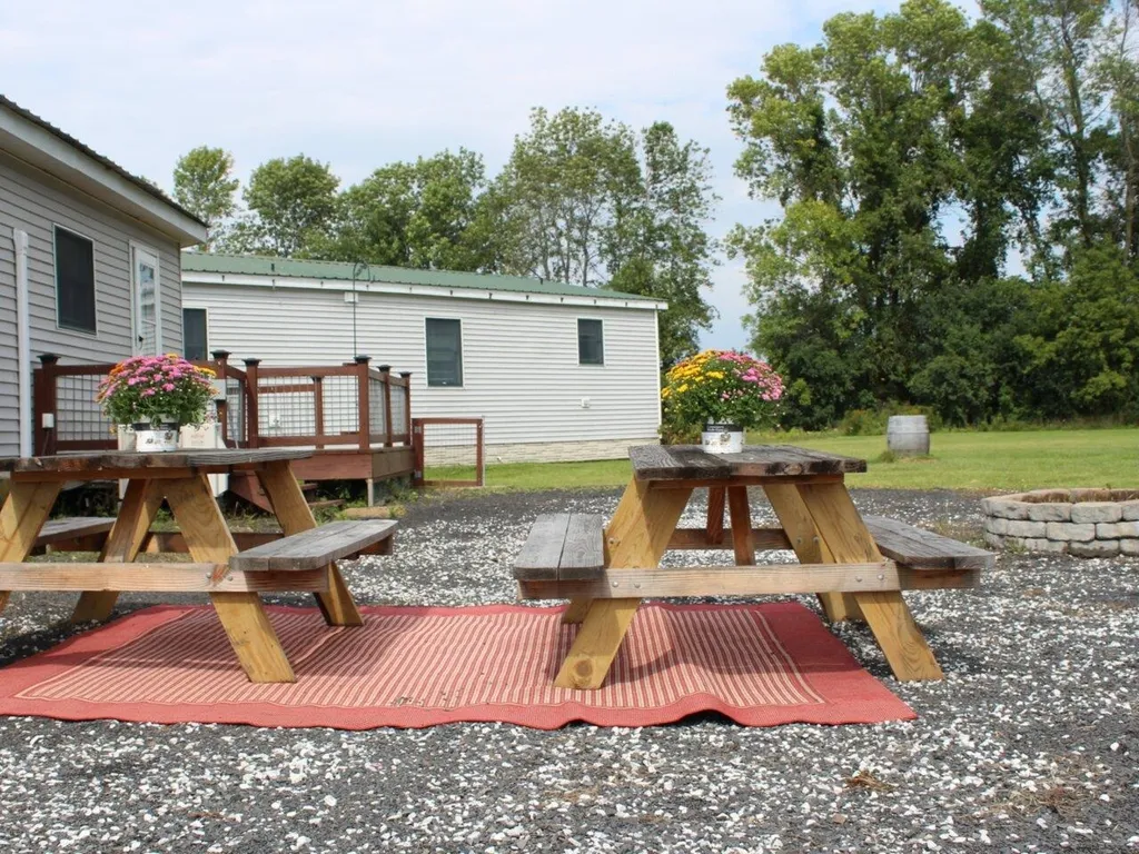 136 Us Route 2 Grand Isle VT 05458