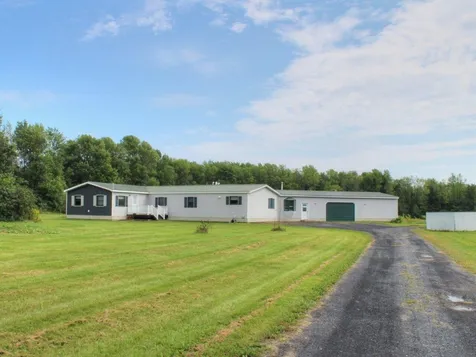 136 Us Route 2 Grand Isle VT 05458