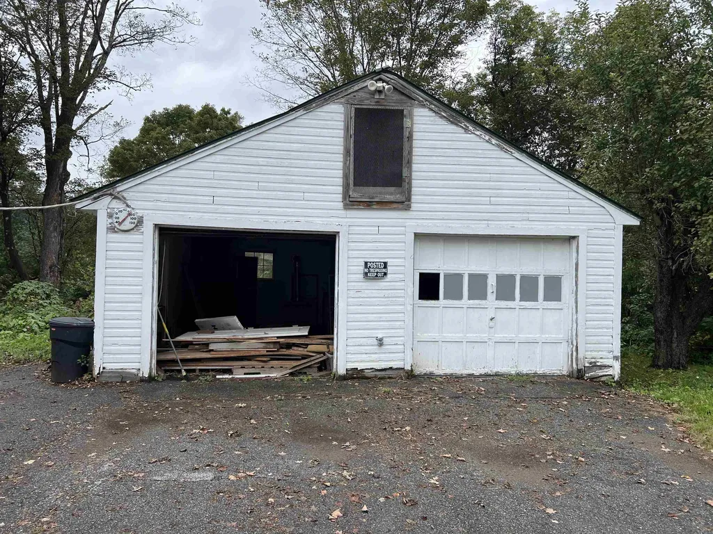 377 Vt Route 15 Jericho VT 05465