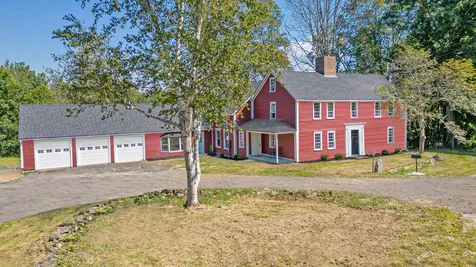241 Sandown Road Chester NH 03036