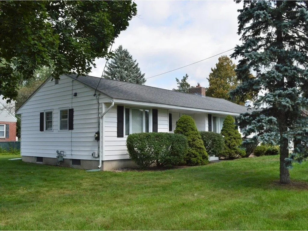 27 South Summit Street Essex Junction VT 05452