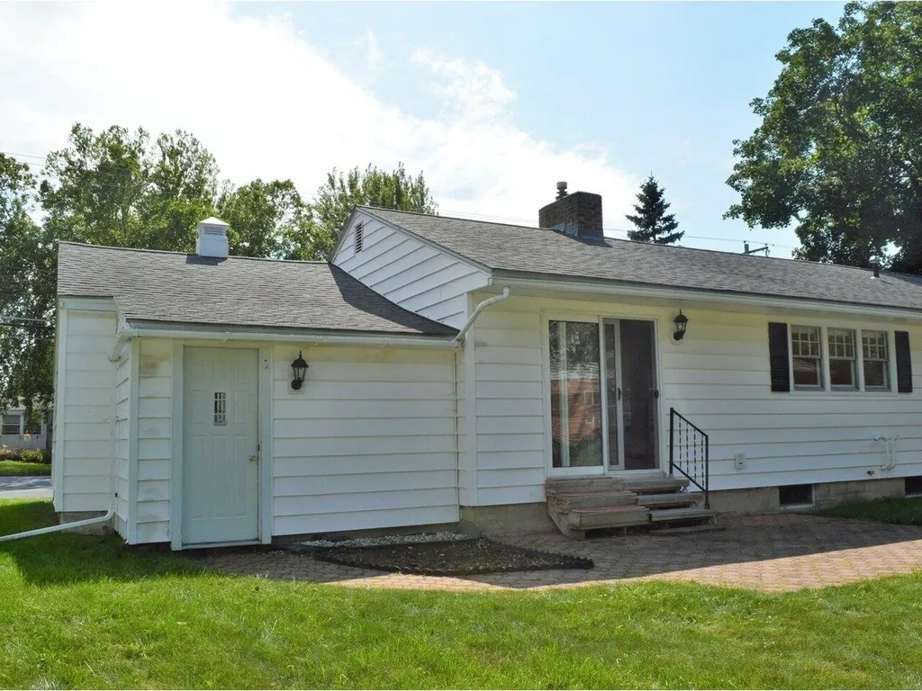 27 South Summit Street Essex Junction VT 05452