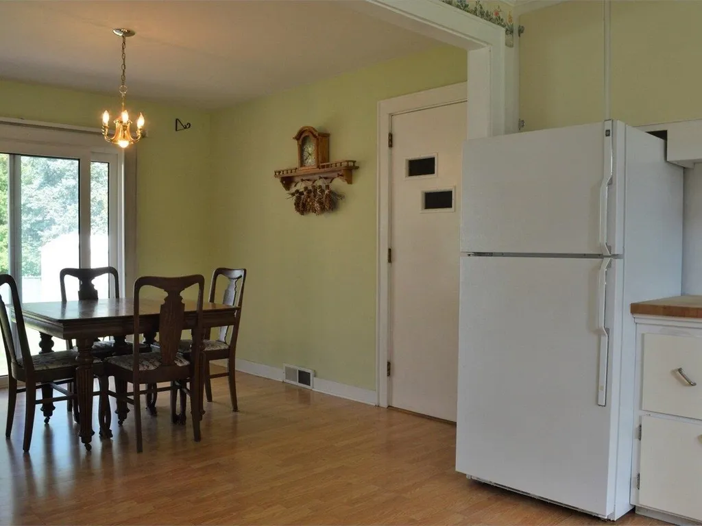 27 South Summit Street Essex Junction VT 05452