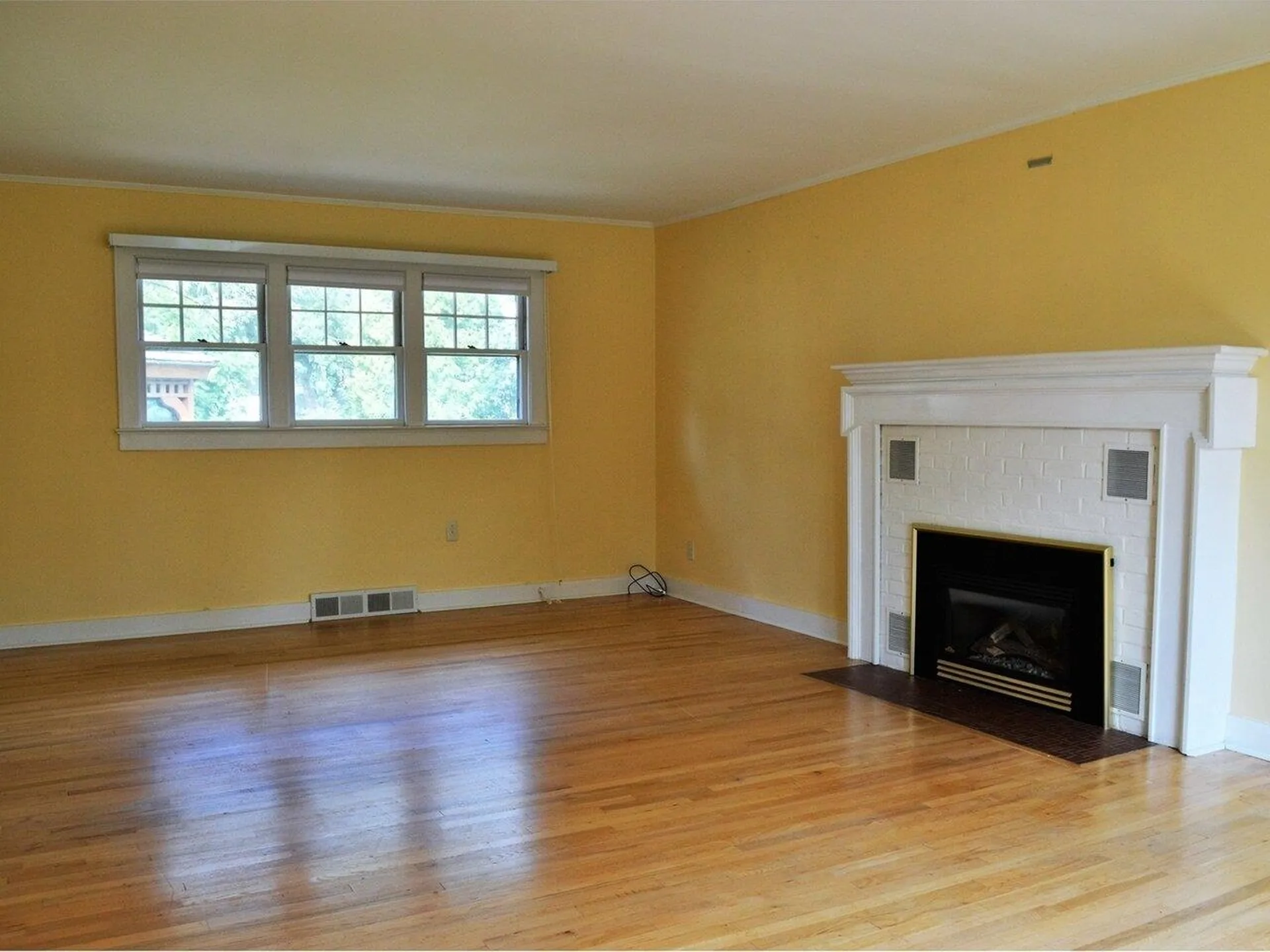 27 South Summit Street Essex Junction VT 05452