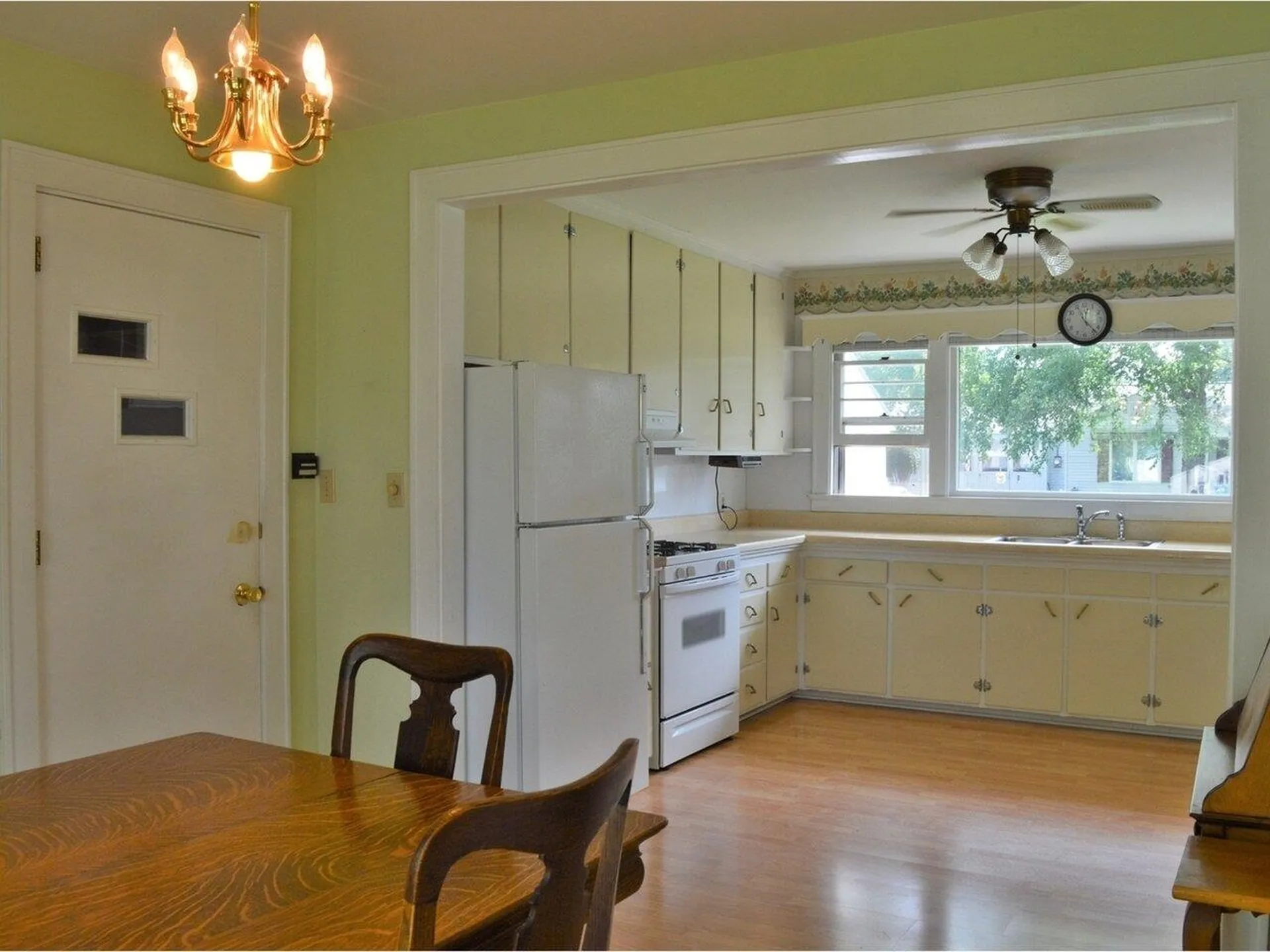27 South Summit Street Essex Junction VT 05452