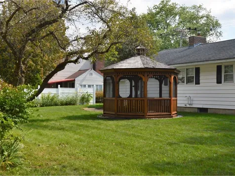 27 South Summit Street Essex Junction VT 05452