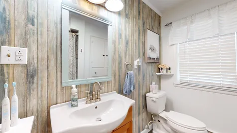 209 Danyow Drive Middlebury VT 05753
