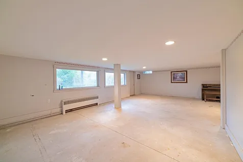 29 Village Road Shelburne NH 03581