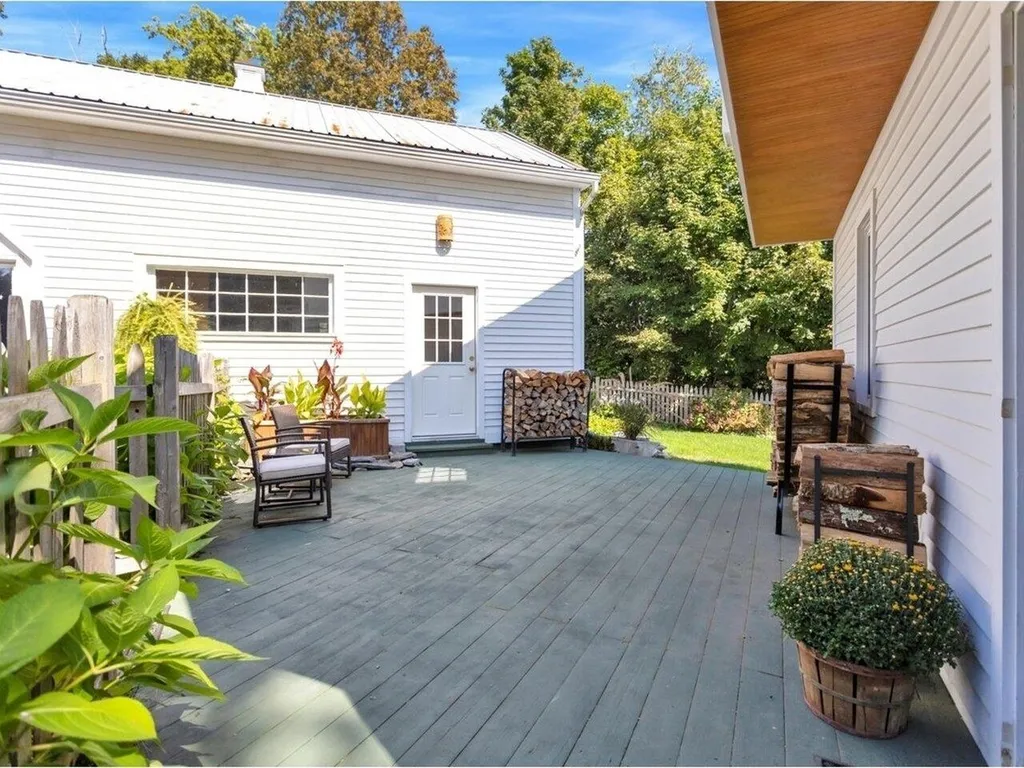 249 Old Hollow Road Ferrisburgh VT 05473