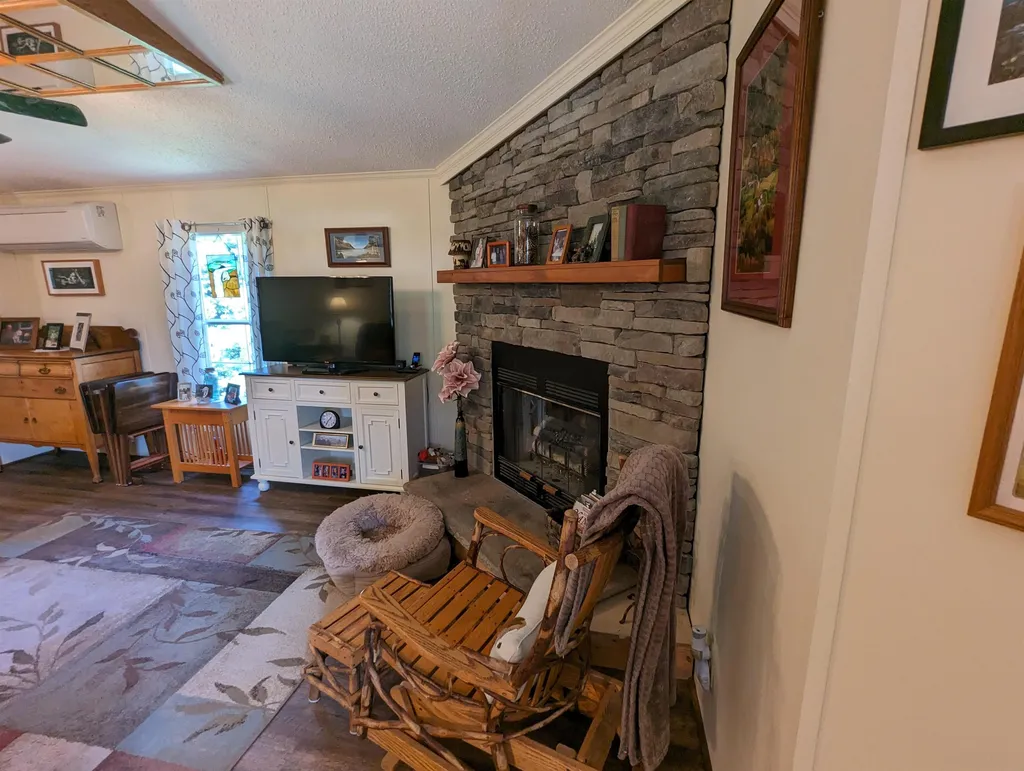 316 Urie Drive Lyndon VT 05851