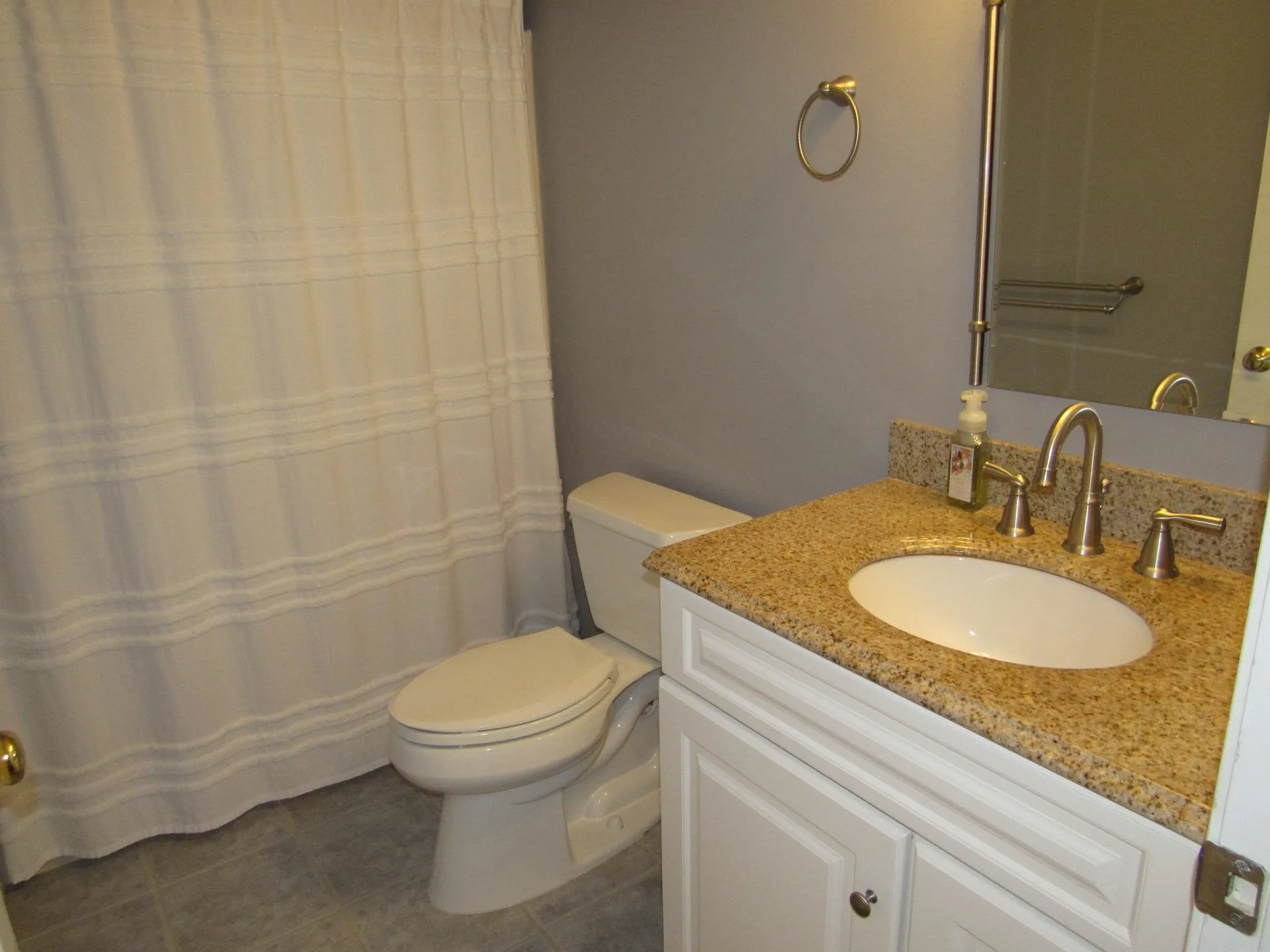 6 Lochmere Lane Nashua NH 03063
