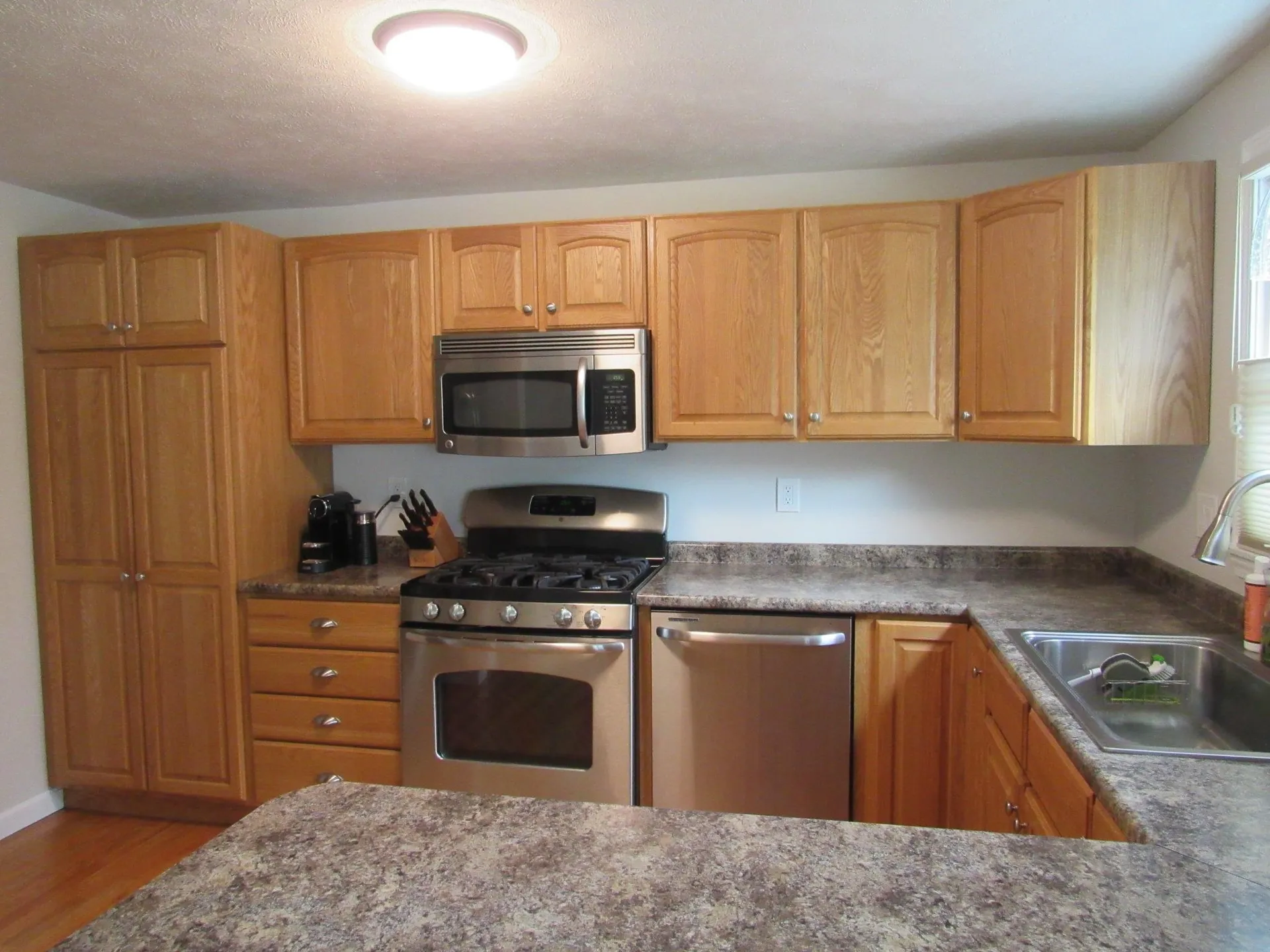 6 Lochmere Lane Nashua NH 03063