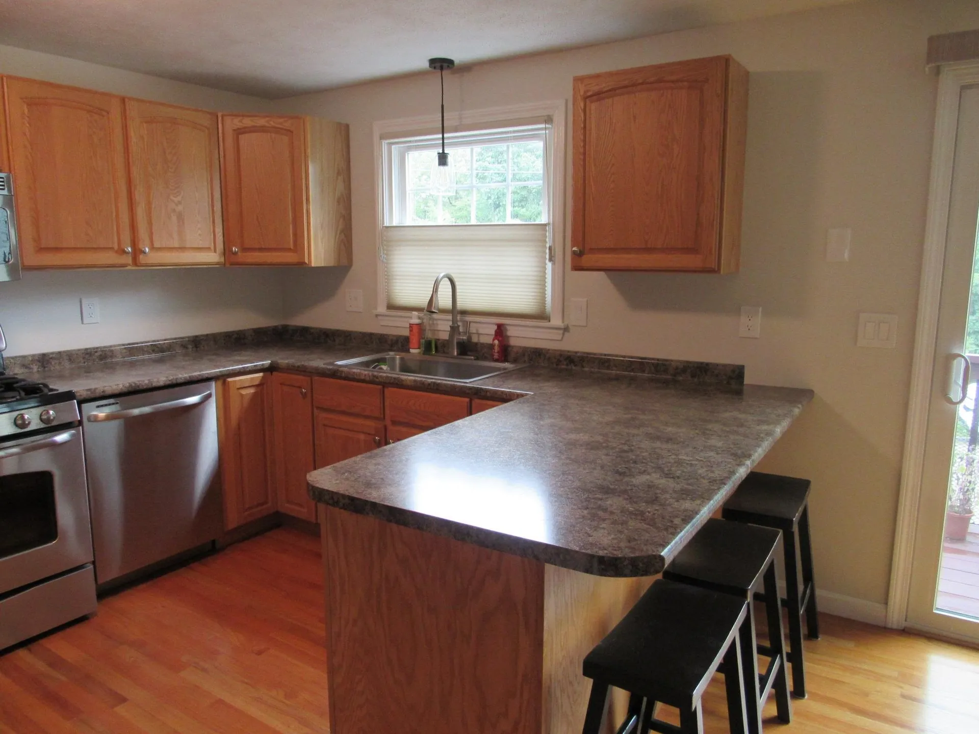6 Lochmere Lane Nashua NH 03063