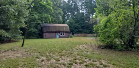 33 Oak Hill Road Hinsdale NH 03451