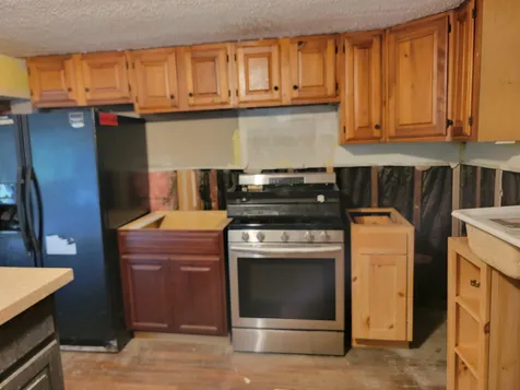 33 Oak Hill Road Hinsdale NH 03451