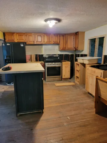 33 Oak Hill Road Hinsdale NH 03451
