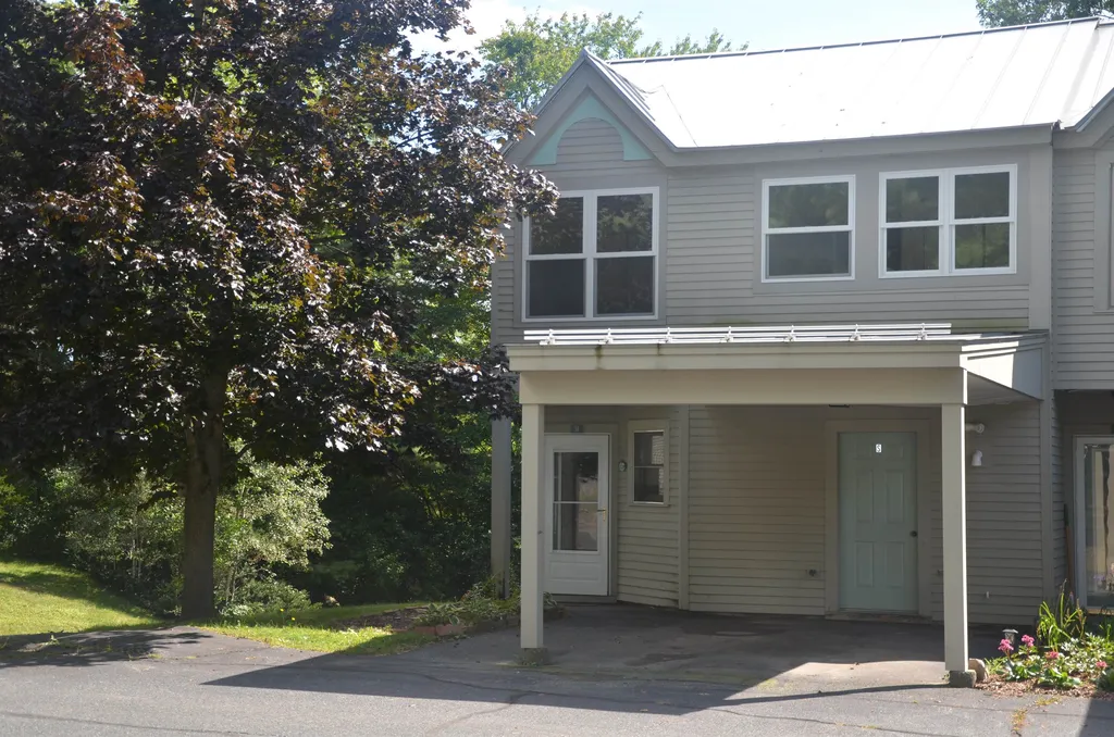 40 Wolf Road Lebanon NH 03766