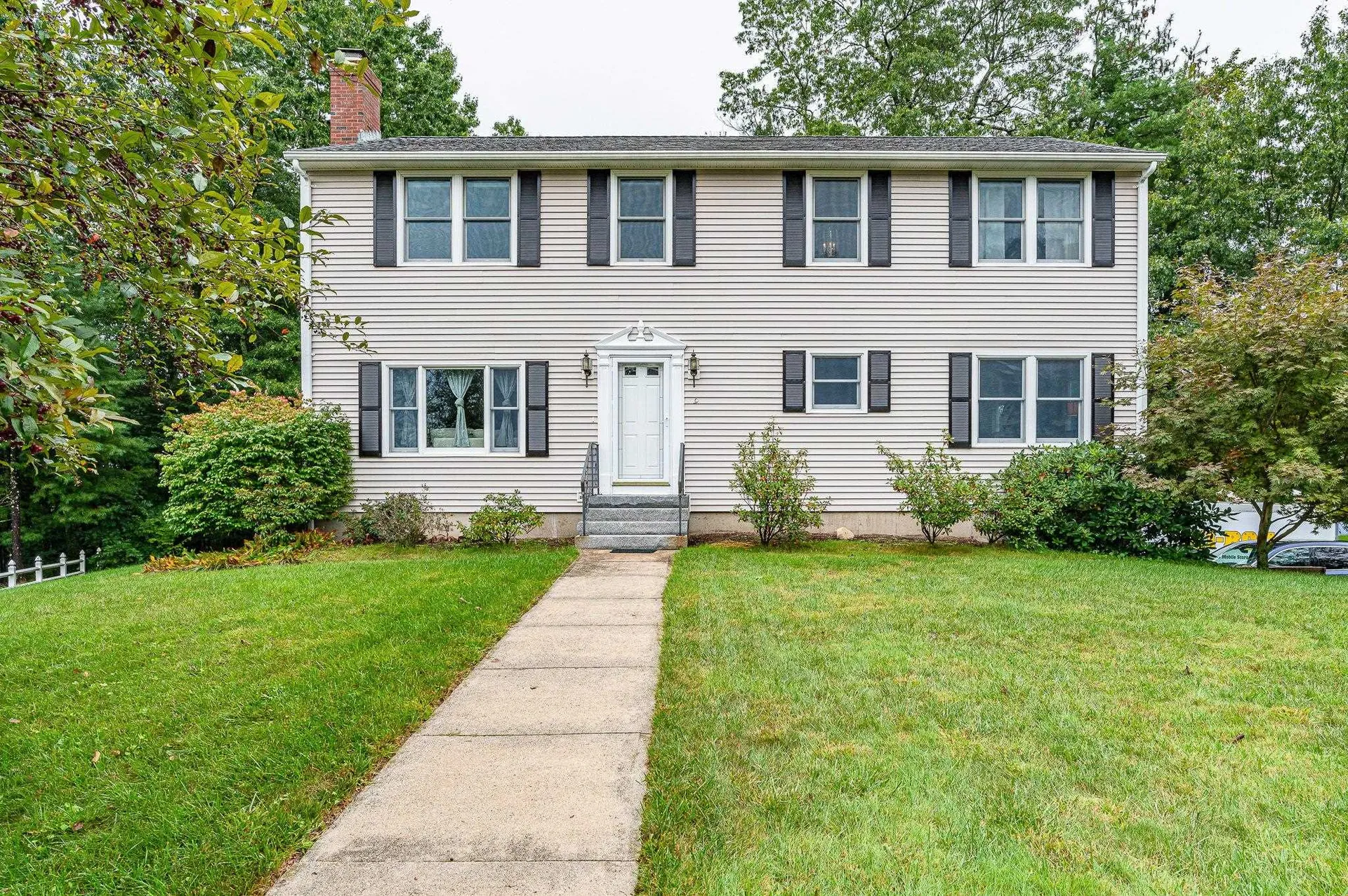9 Cindy Drive Nashua NH 03062