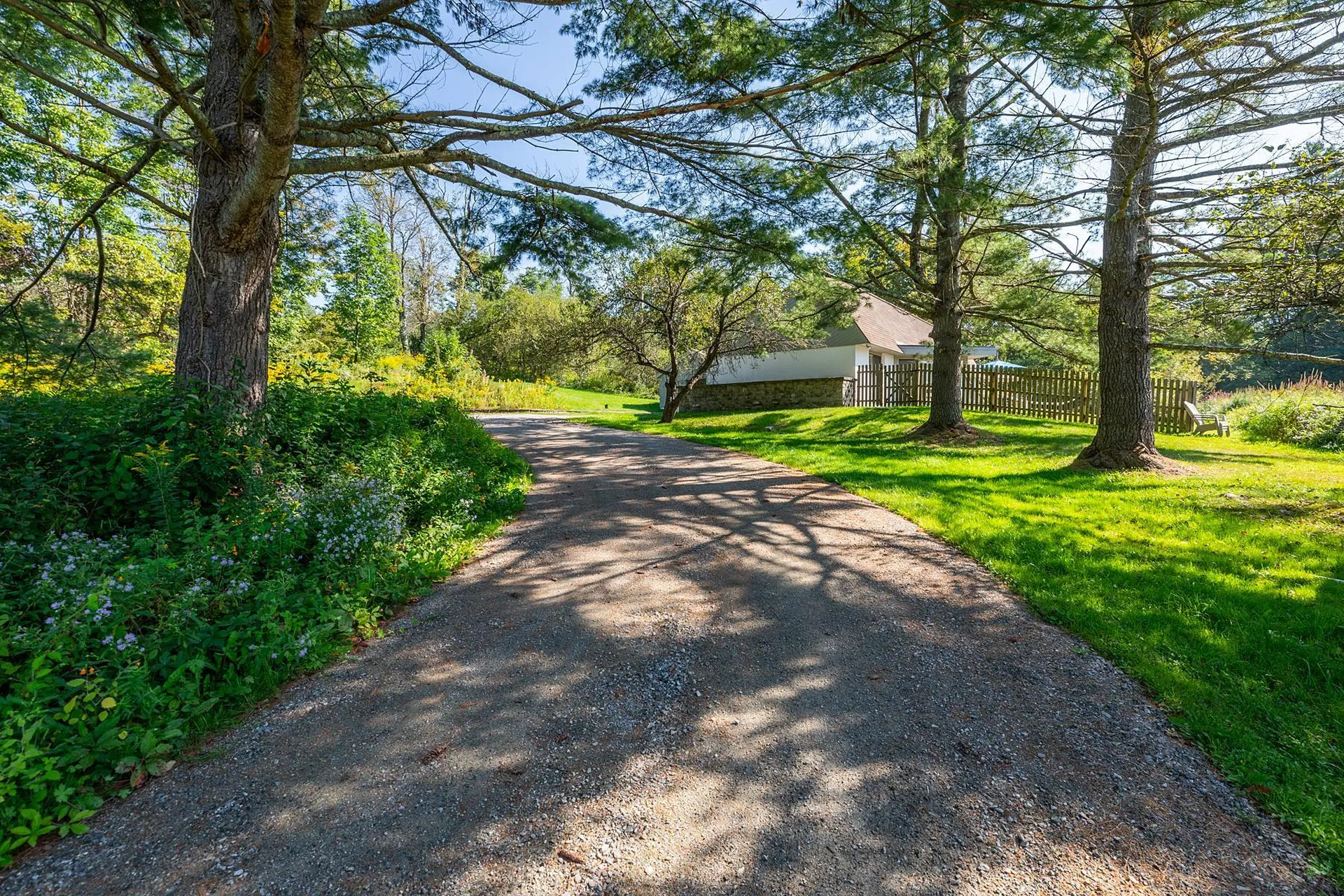 3452 Vt Route 100 Londonderry VT 05155