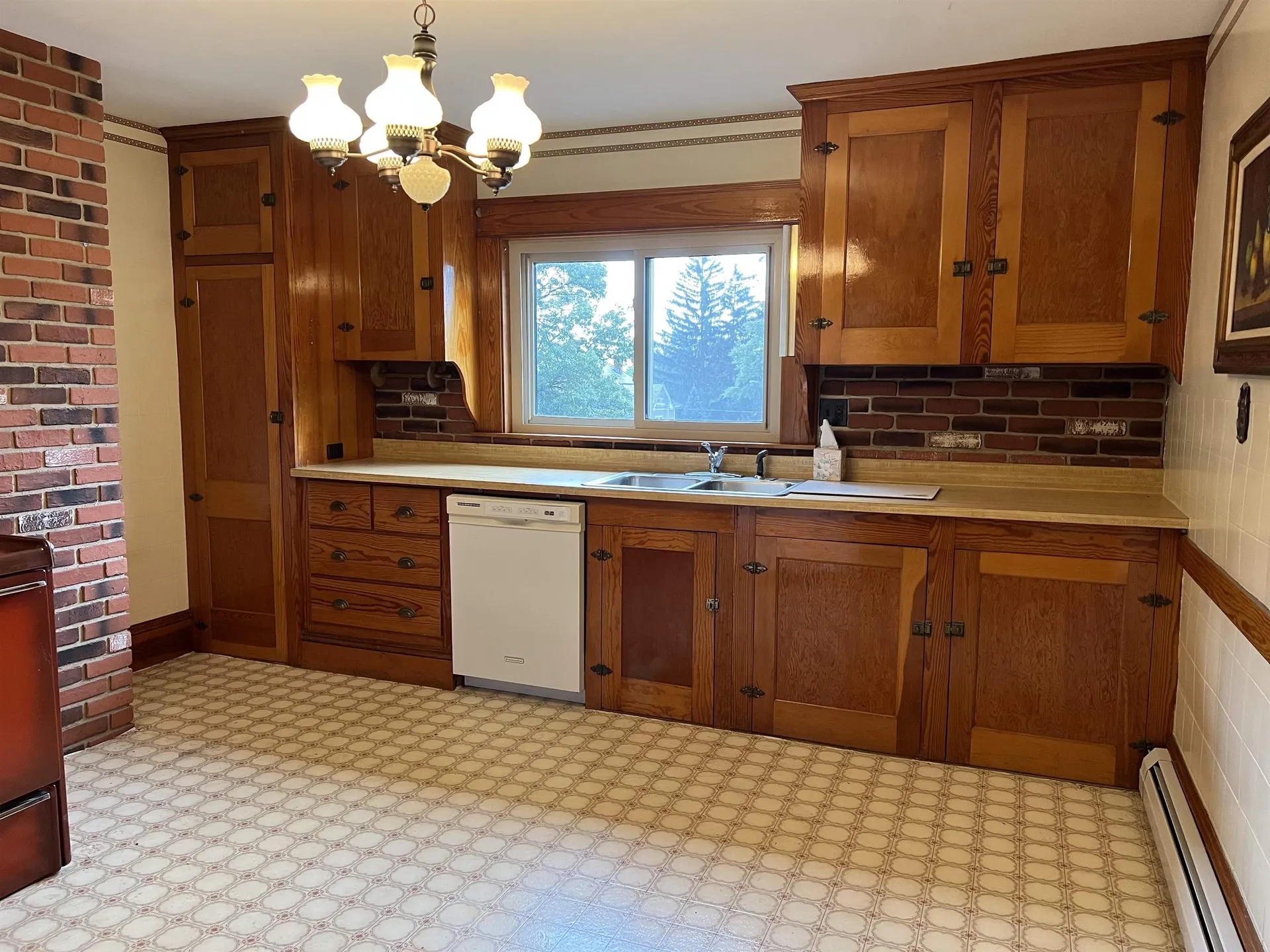 526 Amherst Street Manchester NH 03104