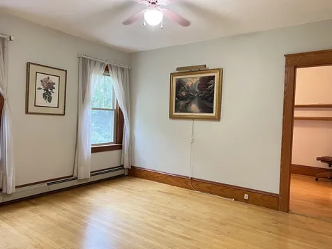 526 Amherst Street Manchester NH 03104