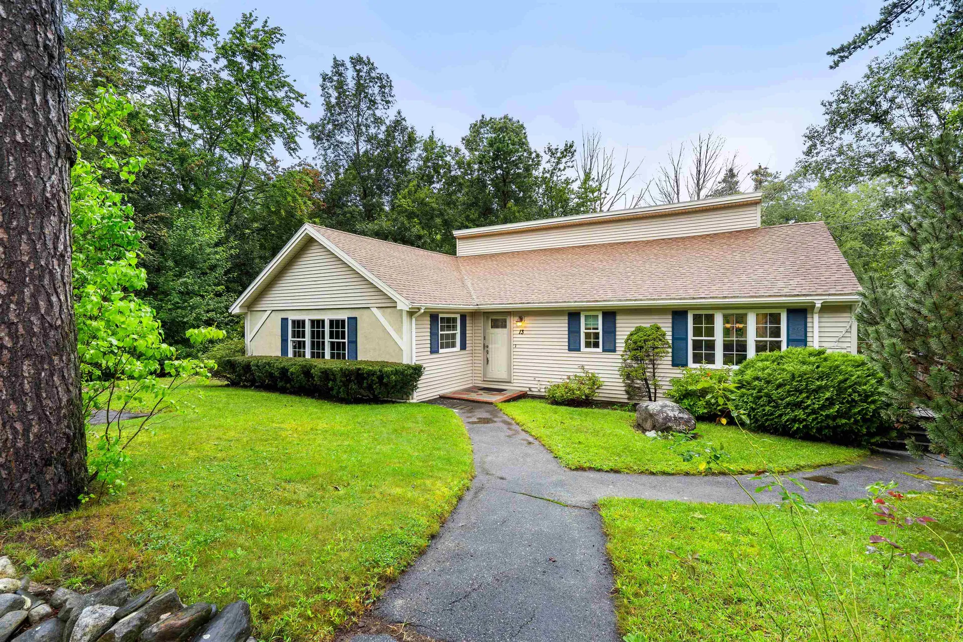 13 Crown Hill Road Atkinson NH 03811