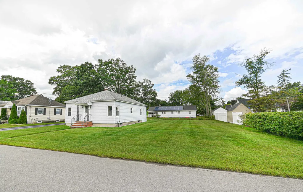 165 Patterson Street Manchester NH 03102