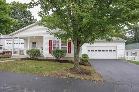 67 Heritage Way Manchester NH 03104