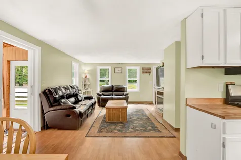 104 Harvey Lake Road Northwood NH 03261