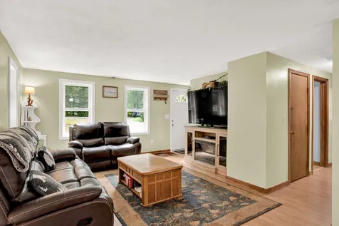 104 Harvey Lake Road Northwood NH 03261