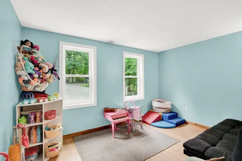 104 Harvey Lake Road Northwood NH 03261