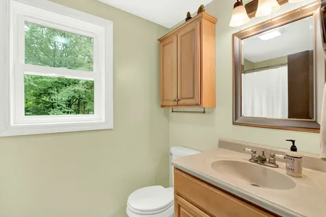 104 Harvey Lake Road Northwood NH 03261